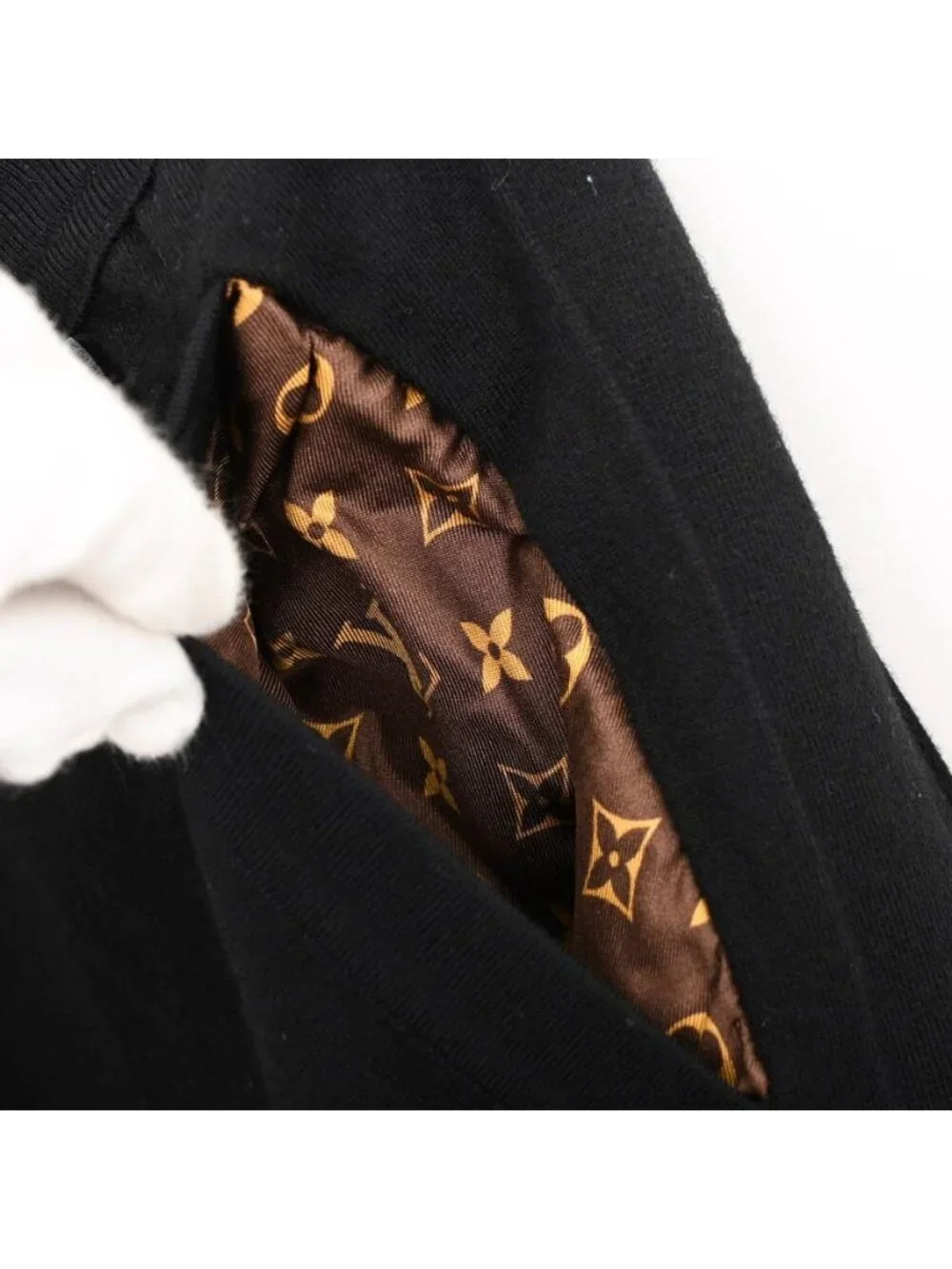Louis Vuitton Pants Black